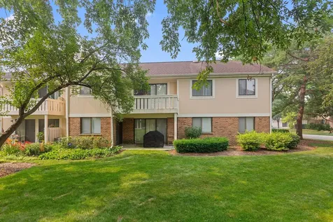1022 Thorndale Court Wheeling IL 60090