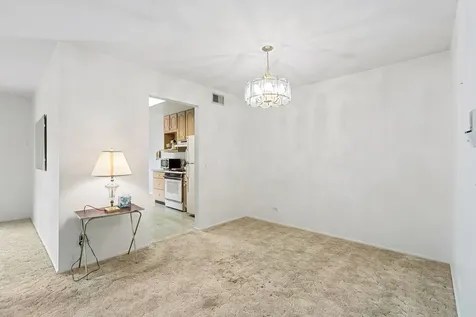 1022 Thorndale Court Wheeling IL 60090