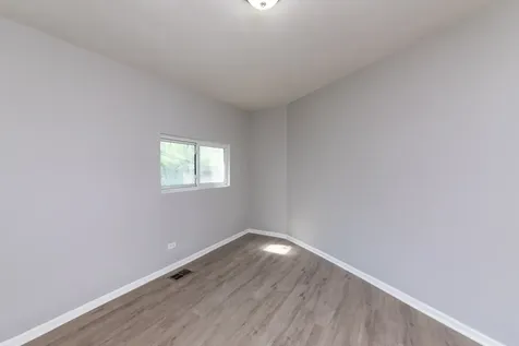 1022 West Fry Street Chicago IL 60642