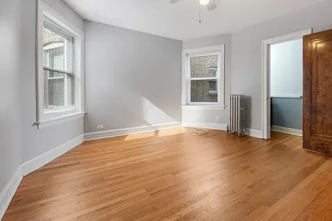 6549 North Mozart Street Chicago IL 60645