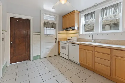 6549 North Mozart Street Chicago IL 60645