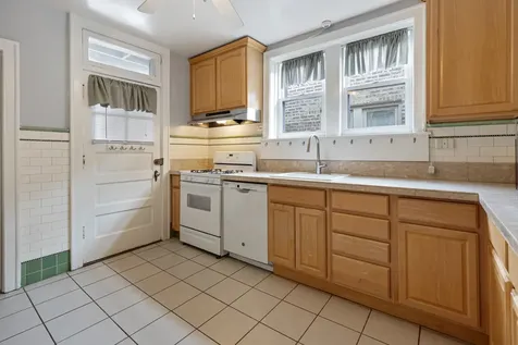6549 North Mozart Street Chicago IL 60645