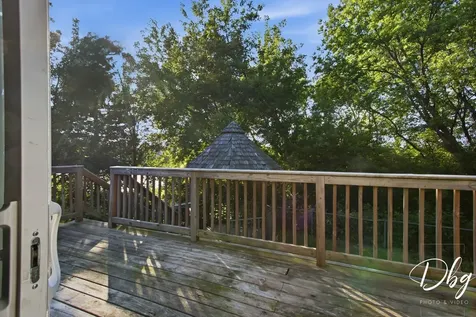 60 West Dahlia Lane Round Lake Beach IL 60073