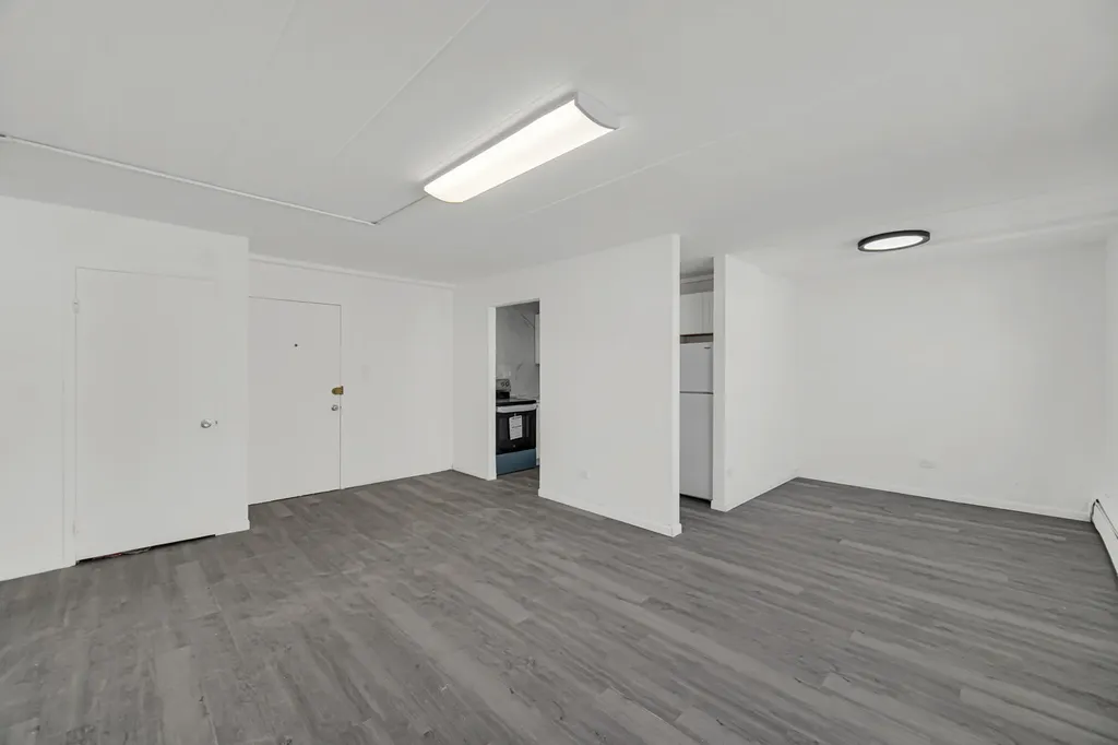 6160 North Damen Avenue Chicago IL 60659
