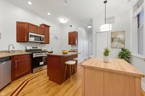 4852 South Prairie Avenue Chicago IL 60615