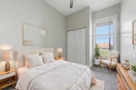 4852 South Prairie Avenue Chicago IL 60615