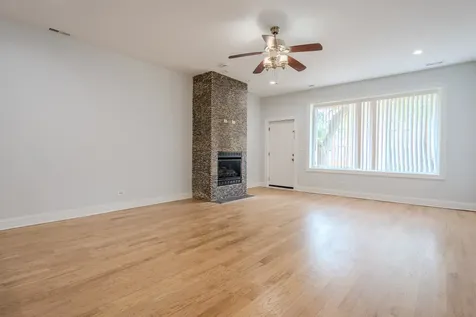 5408 South Michigan Avenue Chicago IL 60615