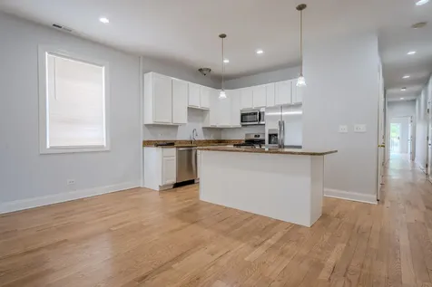 5408 South Michigan Avenue Chicago IL 60615