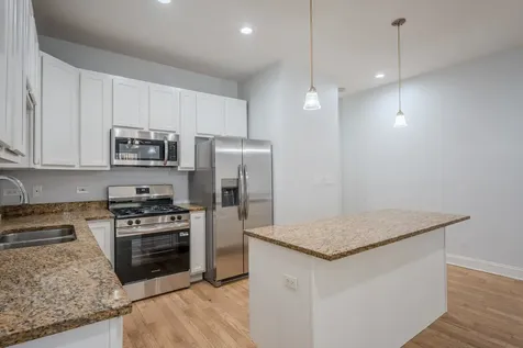 5408 South Michigan Avenue Chicago IL 60615