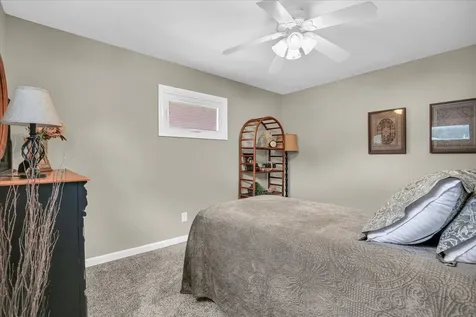 615 East Newkirk Street Tuscola IL 61953