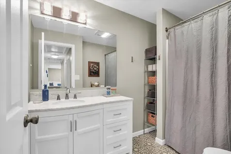 615 East Newkirk Street Tuscola IL 61953