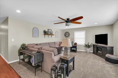 615 East Newkirk Street Tuscola IL 61953