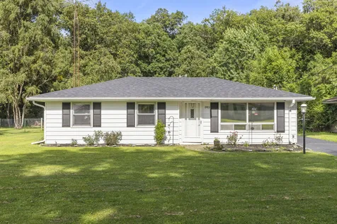 1915 Roberts Street Wilmington IL 60481