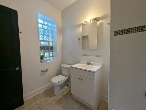 1949 West Cuyler Avenue Chicago IL 60613
