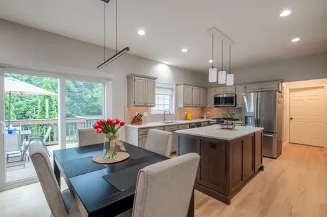 4527 Hatch Lane Lisle IL 60532