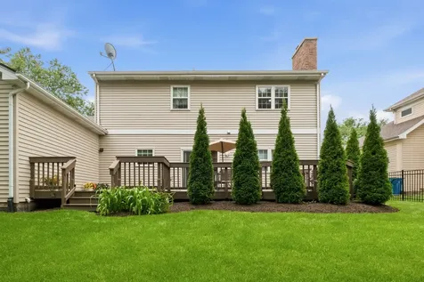 4527 Hatch Lane Lisle IL 60532