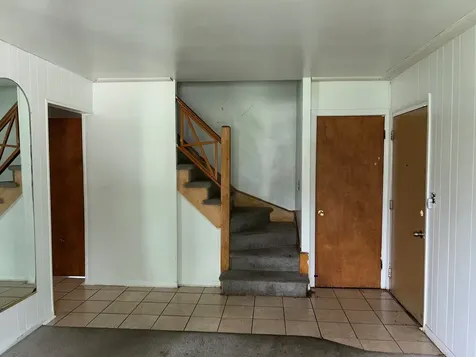17111 Oakwood Avenue Lansing IL 60438
