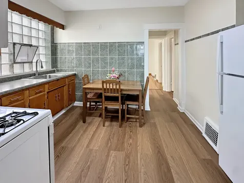 5244 West Altgeld Street W Chicago IL 60639