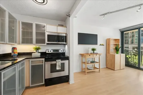 440 North Mcclurg Court Chicago IL 60611