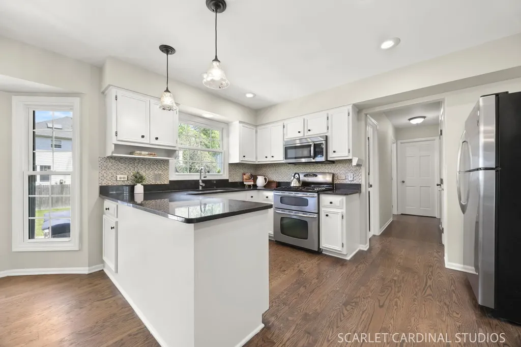 1181 Banyon Court Naperville IL 60540