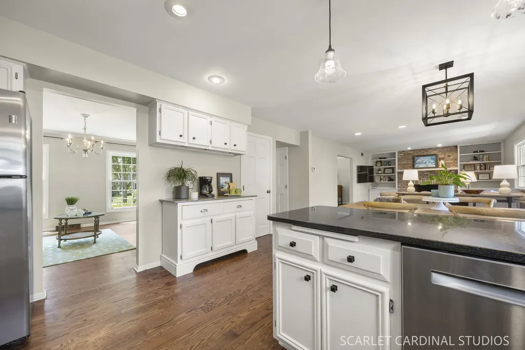 1181 Banyon Court Naperville IL 60540