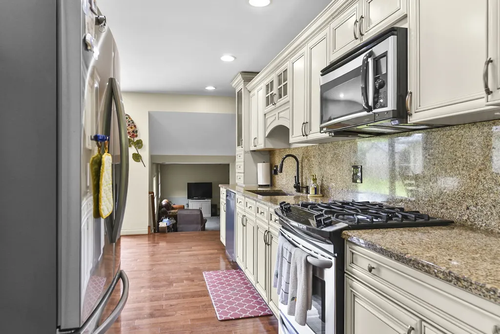 7561 Ponderosa Court Orland Park IL 60462