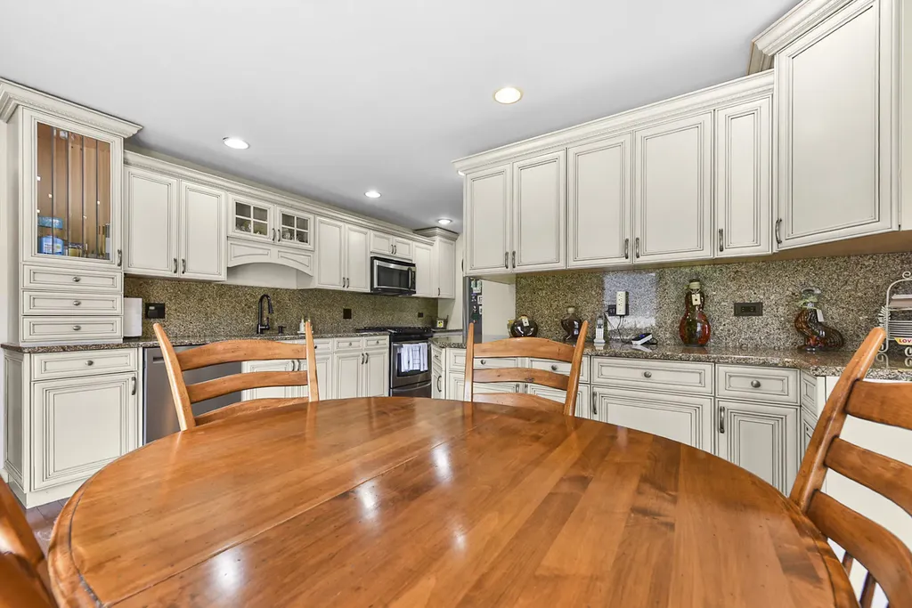 7561 Ponderosa Court Orland Park IL 60462