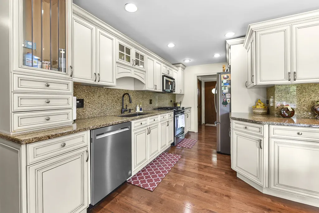 7561 Ponderosa Court Orland Park IL 60462