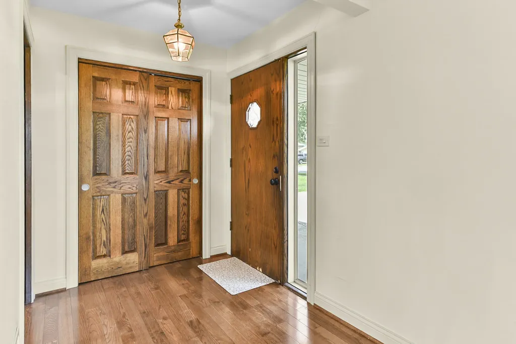7561 Ponderosa Court Orland Park IL 60462