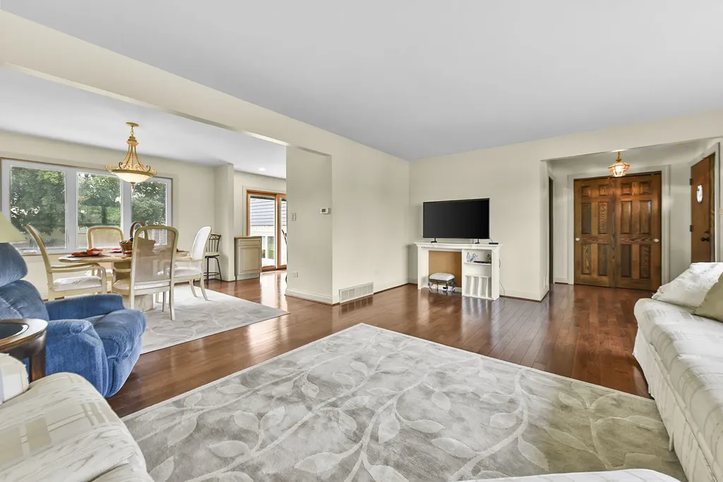 7561 Ponderosa Court Orland Park IL 60462