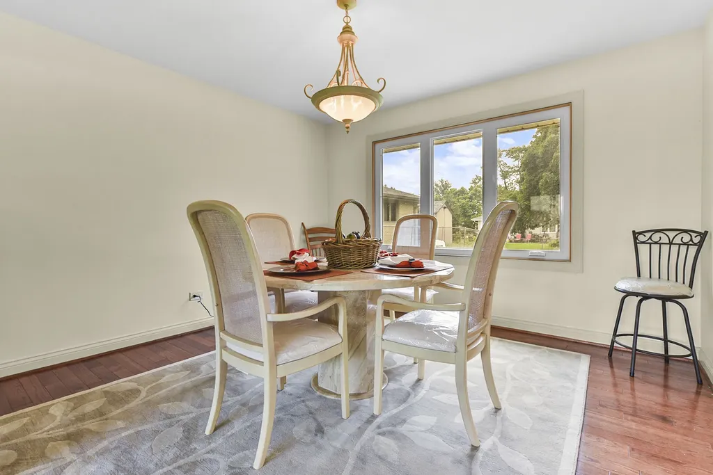 7561 Ponderosa Court Orland Park IL 60462