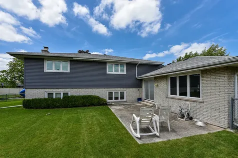 7561 Ponderosa Court Orland Park IL 60462