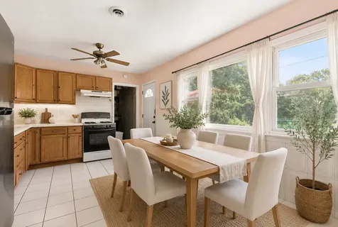 440 Flagstaff Lane Hoffman Estates IL 60169