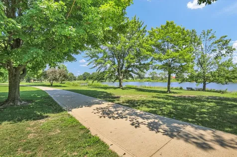 2463 Clayton Boulevard Champaign IL 61822