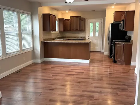 25 Westclox Avenue Peru IL 61354