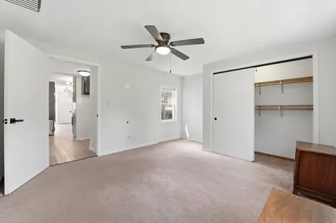 23016 West Lakeview Avenue Antioch IL 60002