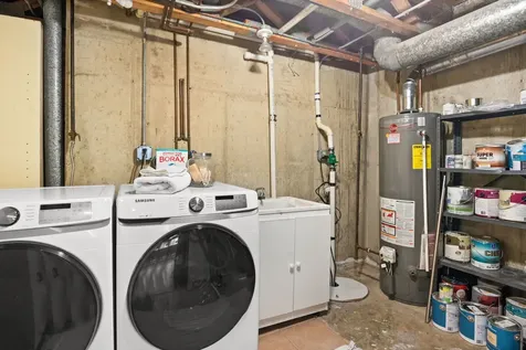 1054 Oakview Drive Wheaton IL 60187