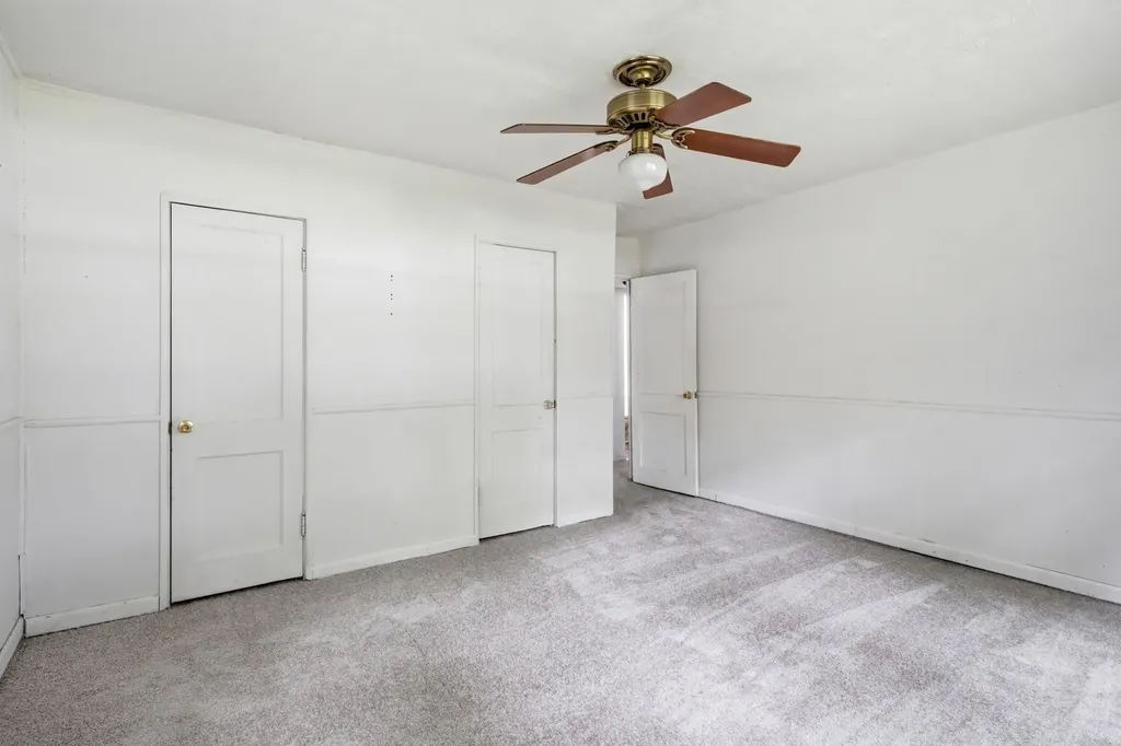 1013 Highmoor Road Lombard IL 60148