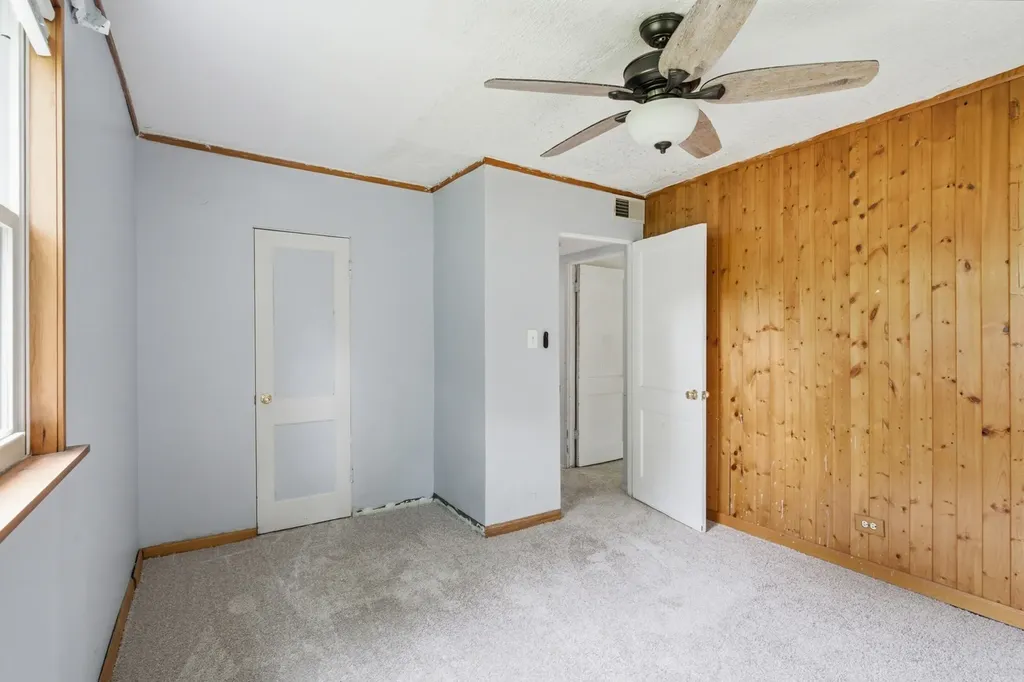 1013 Highmoor Road Lombard IL 60148