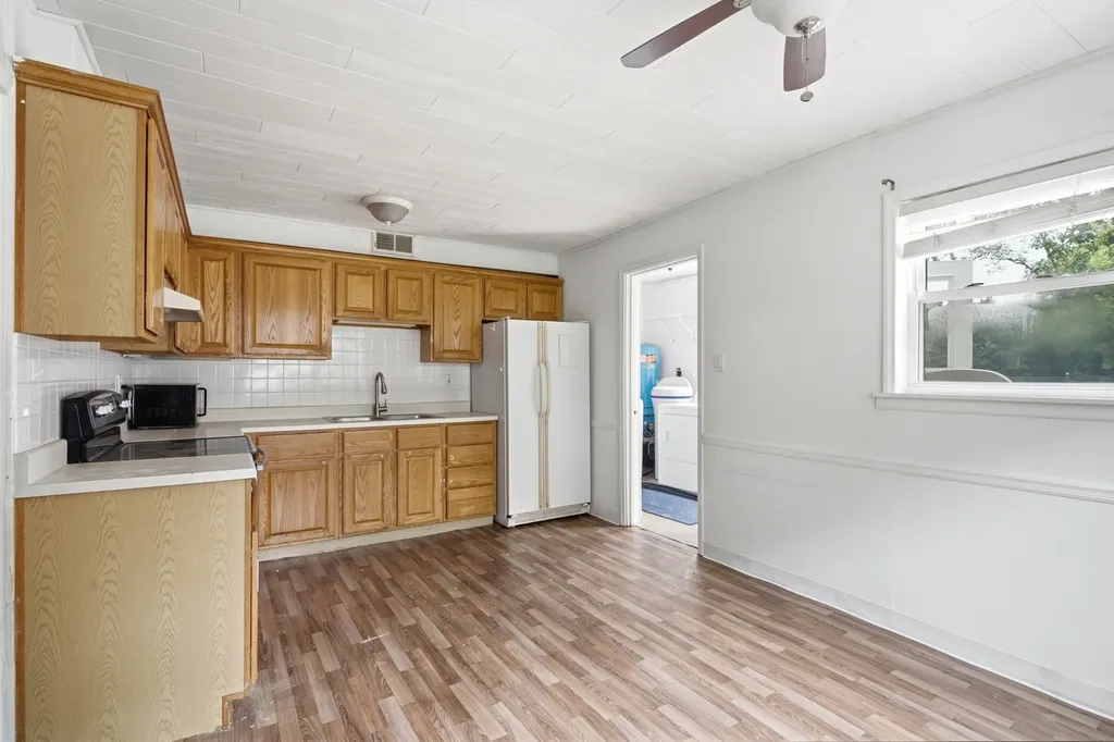 1013 Highmoor Road Lombard IL 60148