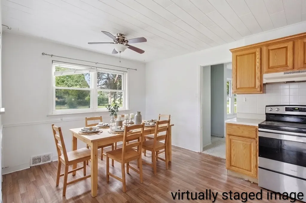 1013 Highmoor Road Lombard IL 60148