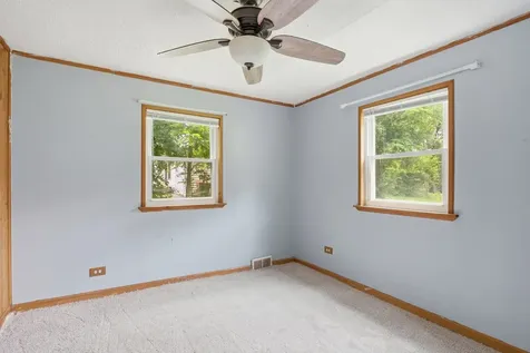 1013 Highmoor Road Lombard IL 60148