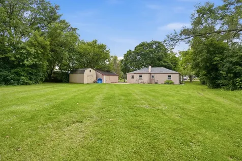 1013 Highmoor Road Lombard IL 60148