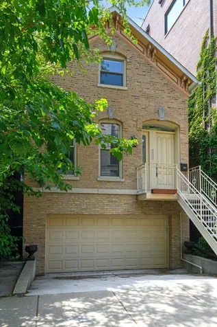 1454 North Wieland Street Chicago IL 60610