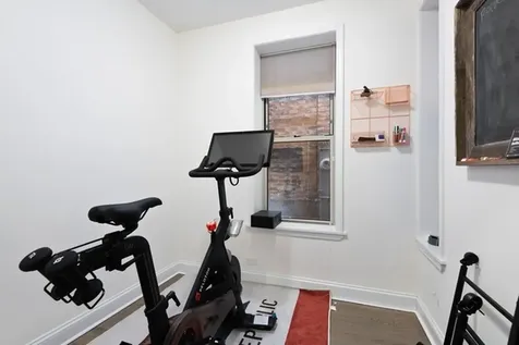 1454 North Wieland Street Chicago IL 60610