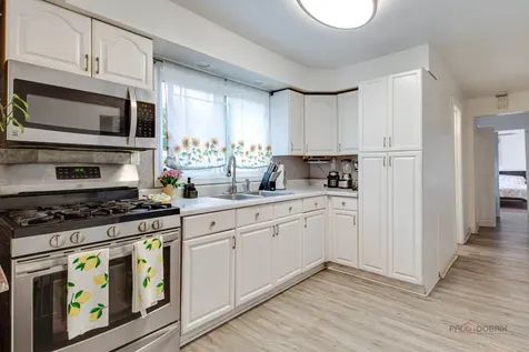 402 South Addison Street Bensenville IL 60106