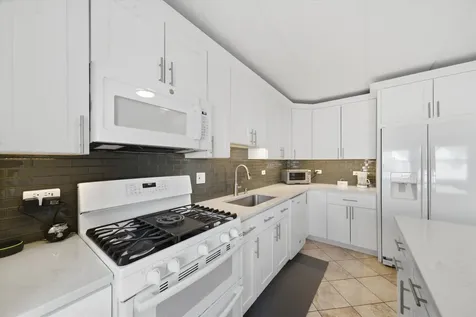 5211 North Potawatomie Avenue Chicago IL 60656