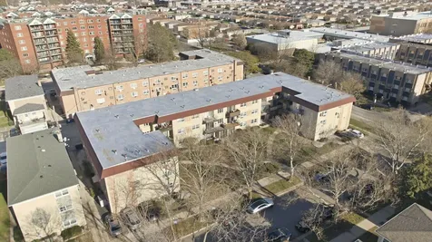 5211 North Potawatomie Avenue Chicago IL 60656