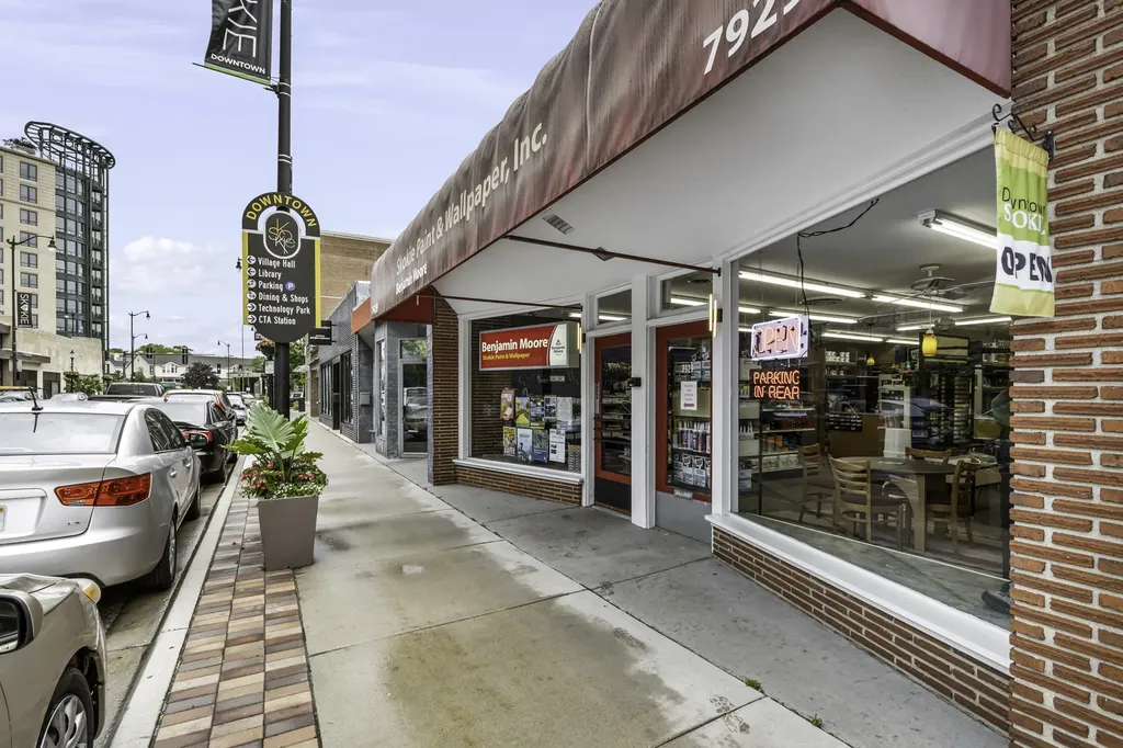 7929 Lincoln Avenue Skokie IL 60077