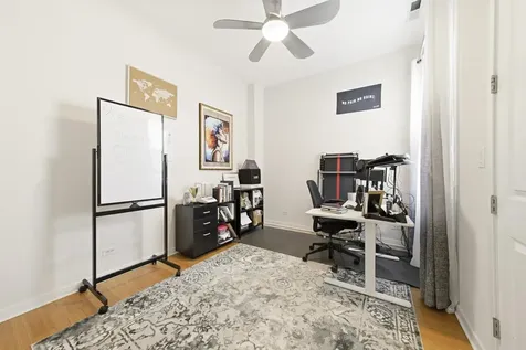 2642 West Chicago Avenue Chicago IL 60622